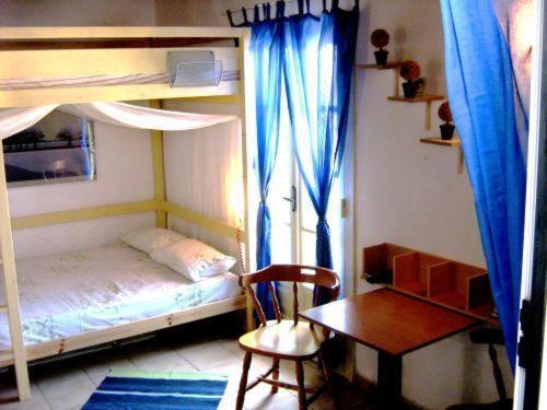 Adonis Guesthouse Batsi Oda fotoğraf
